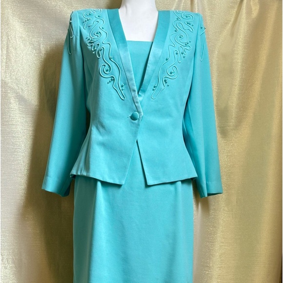 Nah Nah Collection 2 Piece dress suit size 12P - Picture 3 of 16